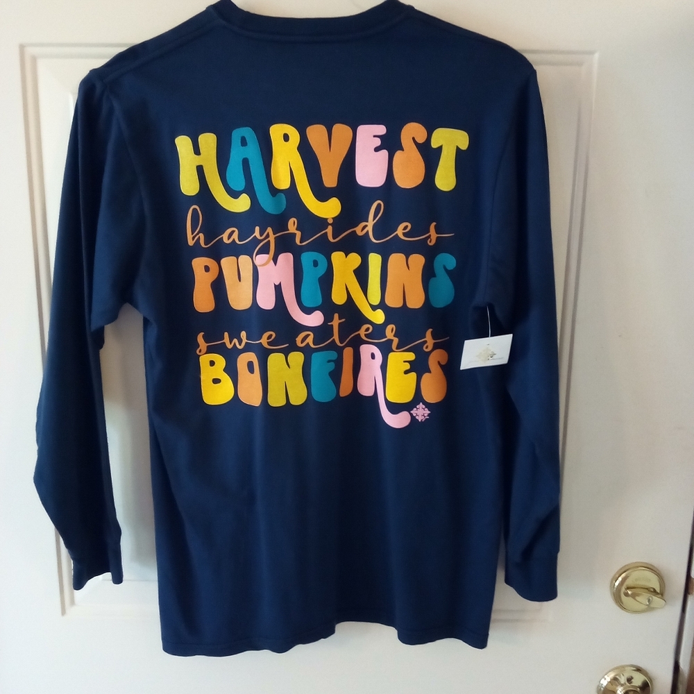 NWT Adults Long Sleeve Fall T-Shirt
